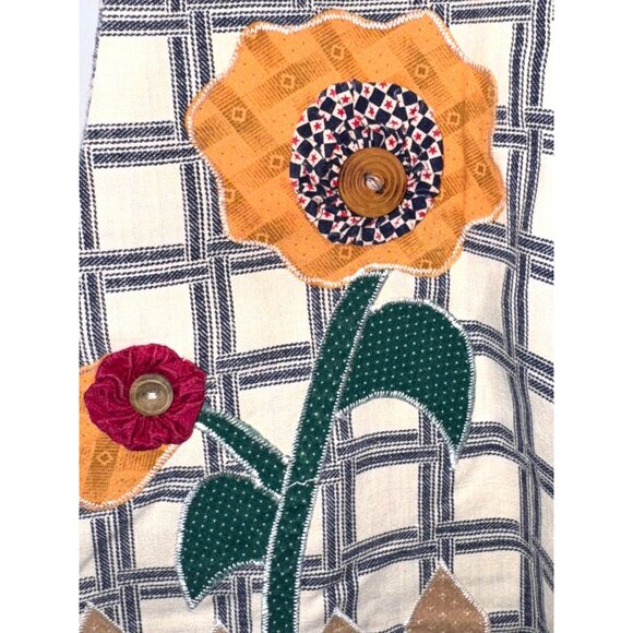 Handmade Quilted Cotton Vest With Appliqué House & Flowers Design Button Closure - Picture 8 of 8